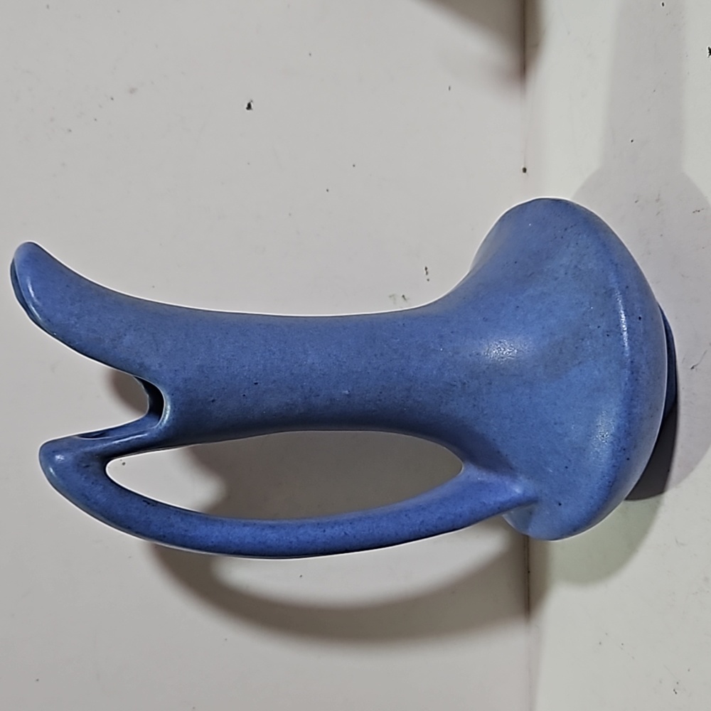 Vintage 40’s Ozark Blue Pottery Niloak Ewer Vase w/Handle 6.75” Matte Finish